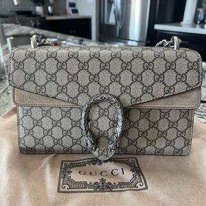 Gucci small Dionysus in tan canvas